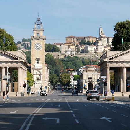 Nxt Station Deluxe Apartment Bergamo Luaran gambar