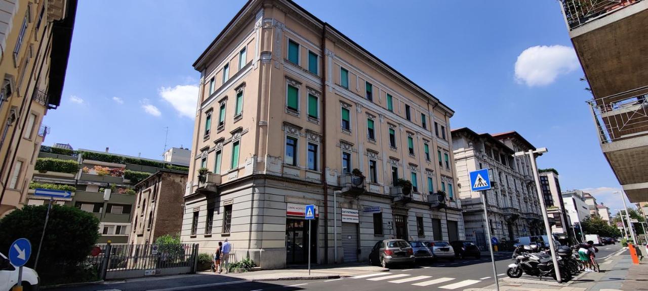 Nxt Station Deluxe Apartment Bergamo Luaran gambar