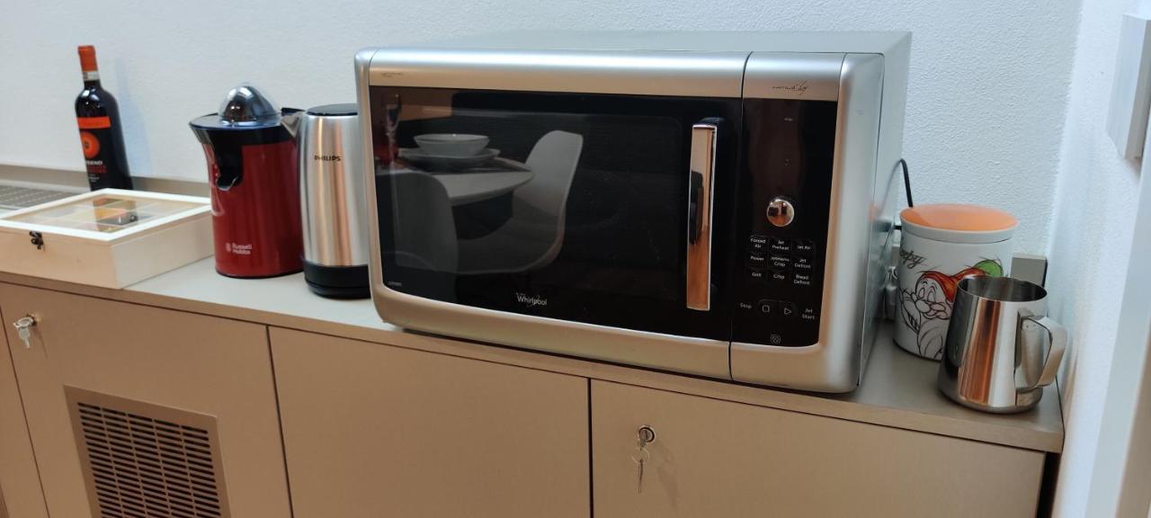 Nxt Station Deluxe Apartment Bergamo Luaran gambar