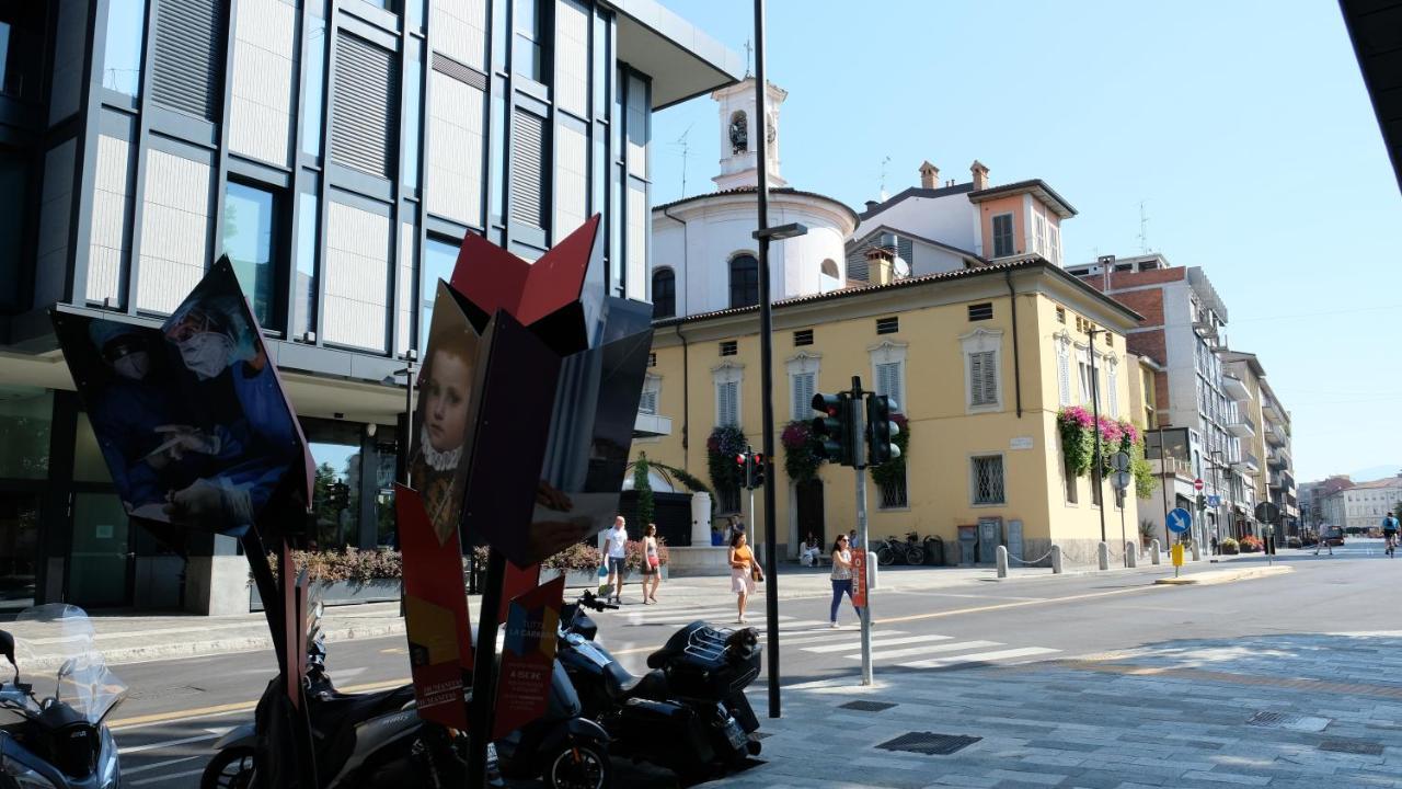 Nxt Station Deluxe Apartment Bergamo Luaran gambar
