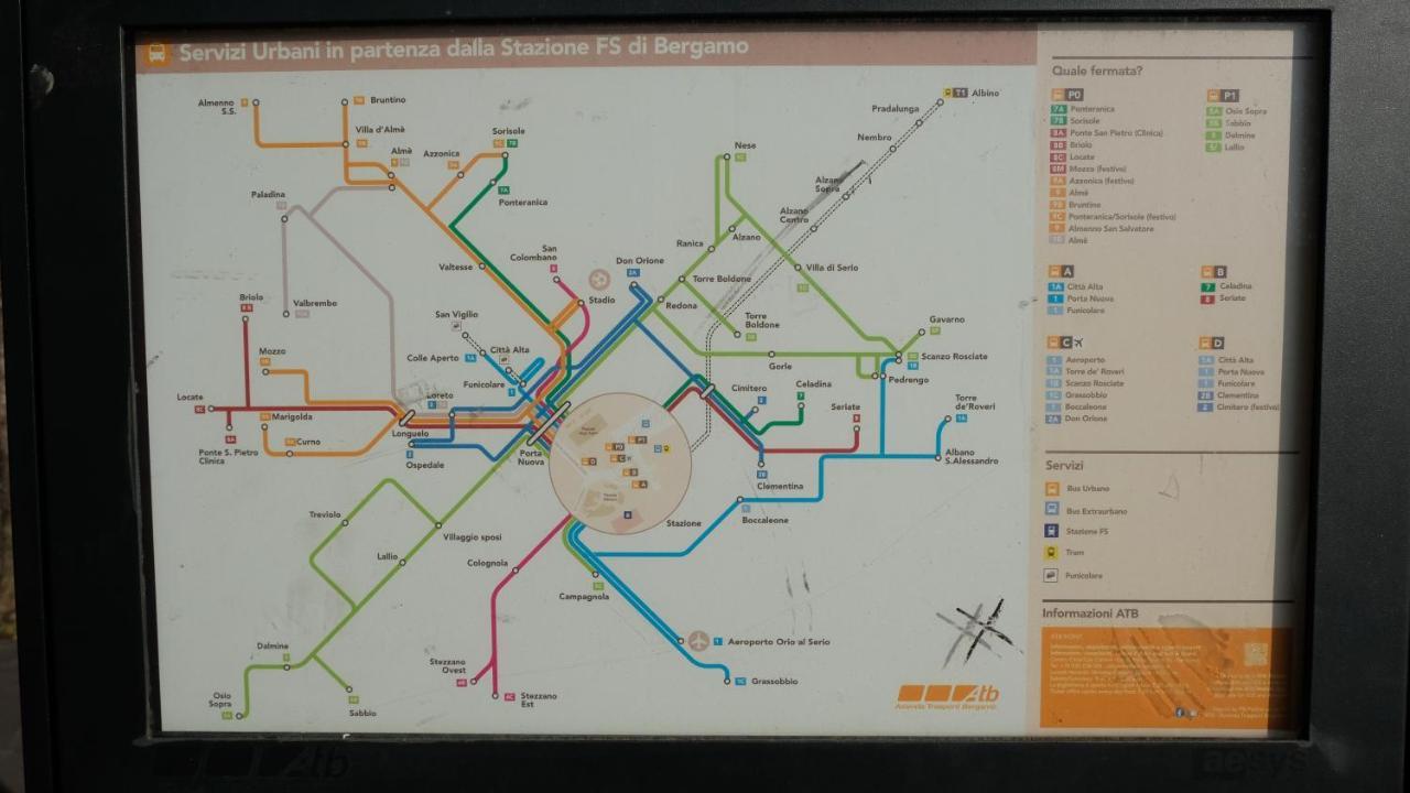 Nxt Station Deluxe Apartment Bergamo Luaran gambar