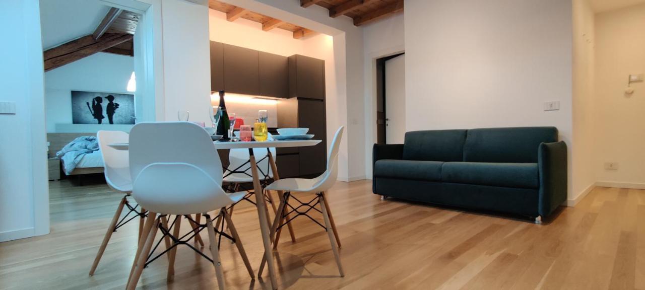 Nxt Station Deluxe Apartment Bergamo Luaran gambar