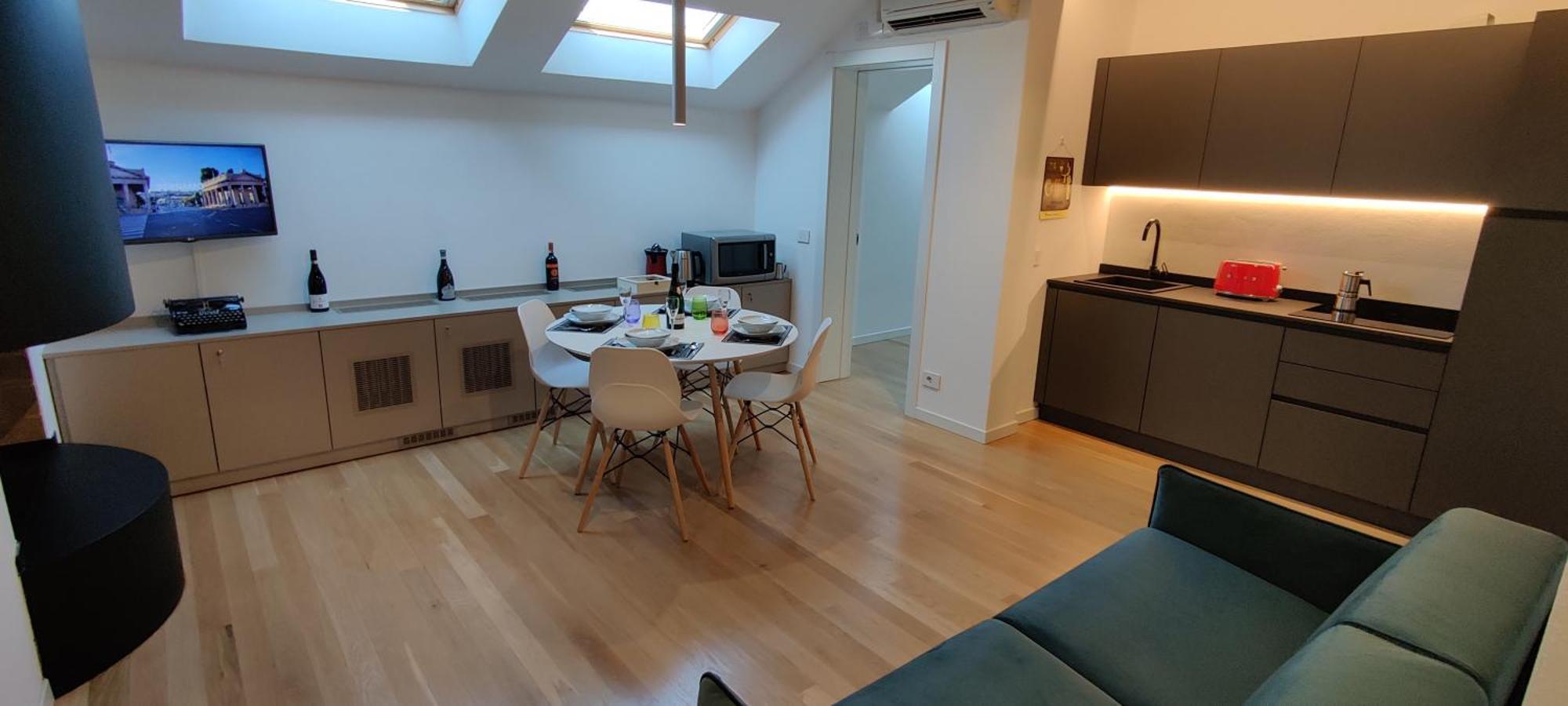 Nxt Station Deluxe Apartment Bergamo Luaran gambar